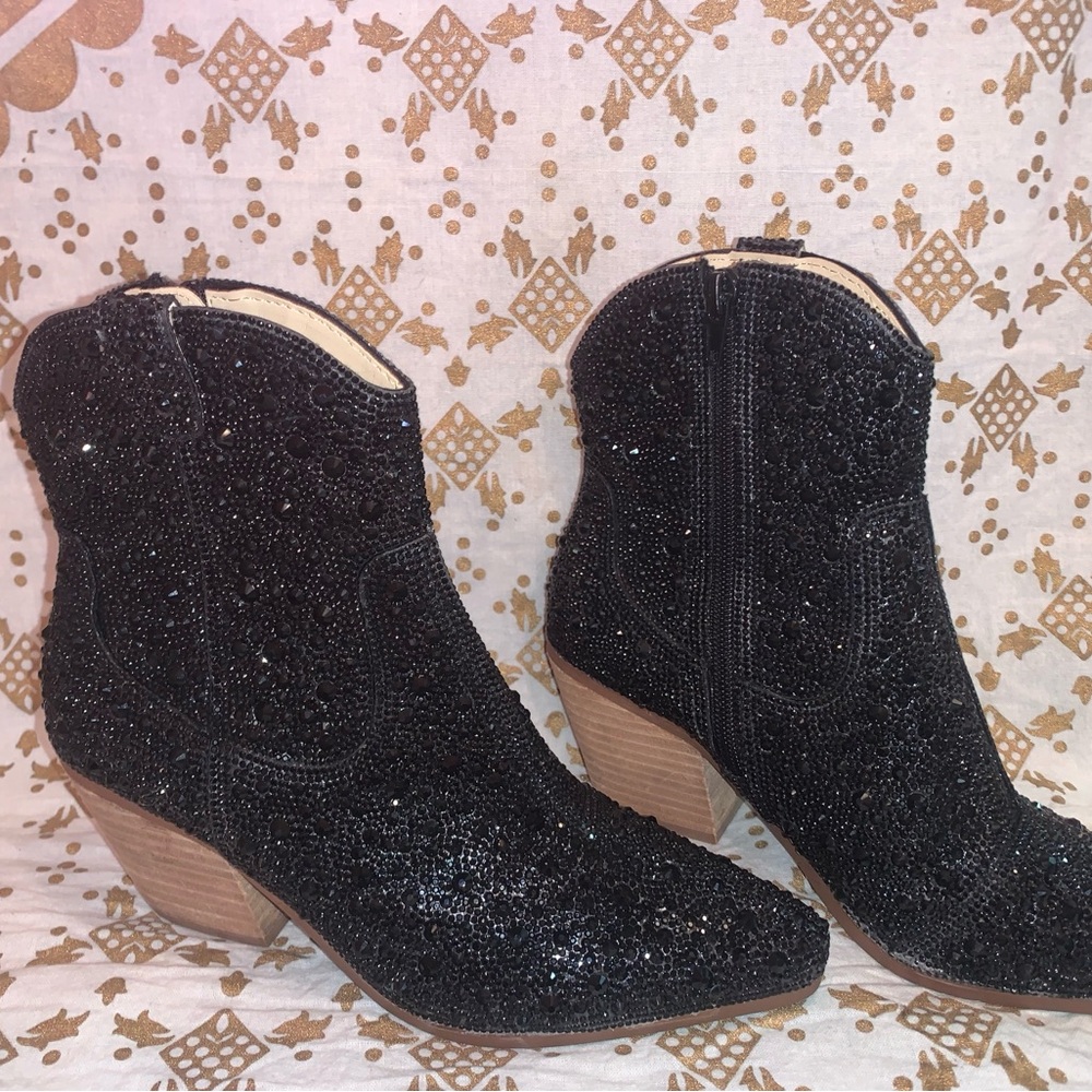 Betsey Johnson Rhinestone Western Boots!
